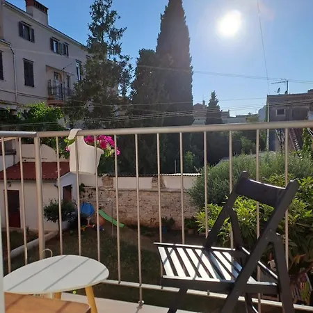 Yulia Appartement