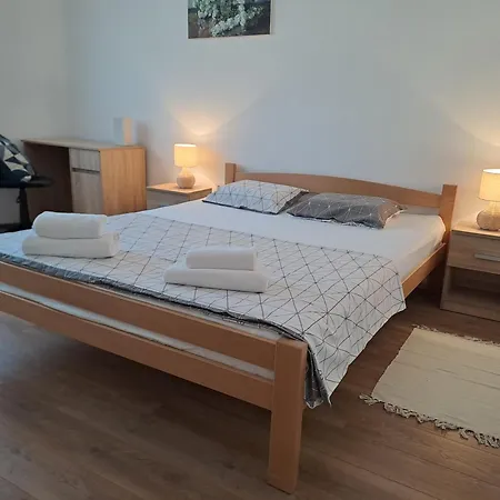 Appartement Yulia Pula