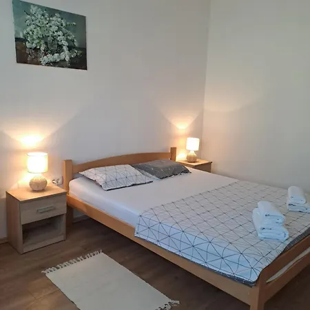 Appartement Yulia Pula